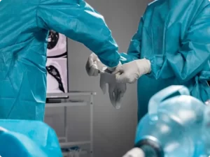 عمل میومکتومی همراه با سزارین